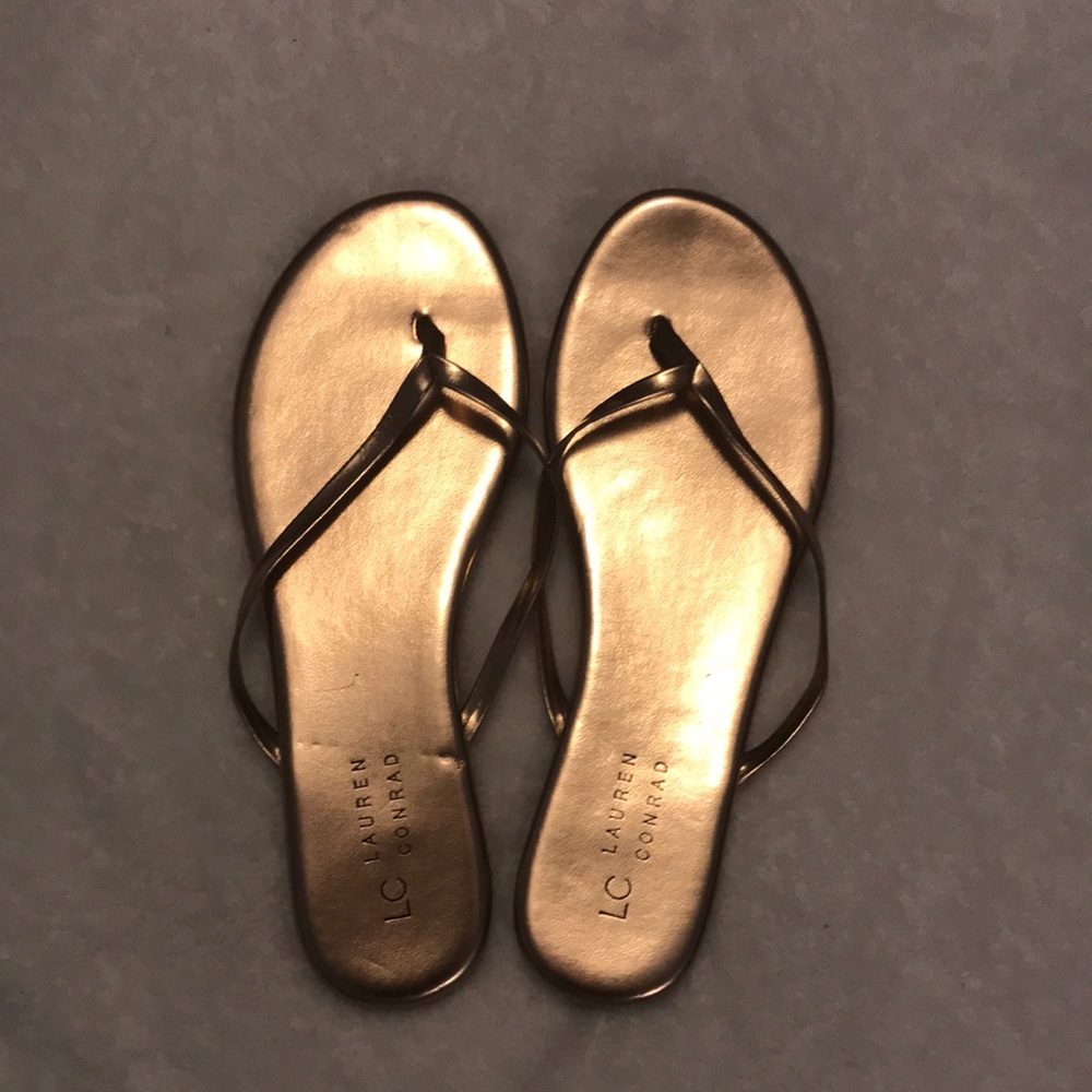 Lauren Conrad flip flops. Never woren